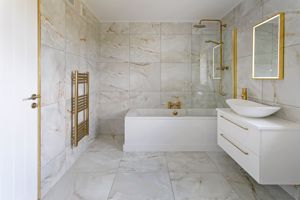 Photo 43- click for photo gallery